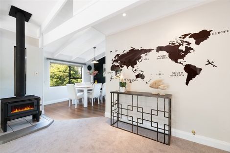 Photo of property in 8 Rhinevale Close, Henderson, Auckland, 0612