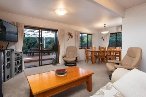 Photo of property in 17 Pokapu Place, Bethlehem, Tauranga, 3110
