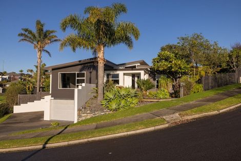 Photo of property in 5 Veda Place, Pyes Pa, Tauranga, 3112