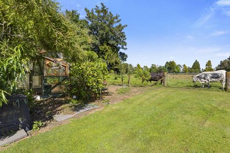 Photo of property in Olsen Street, Egmont Village, Inglewood, 4386