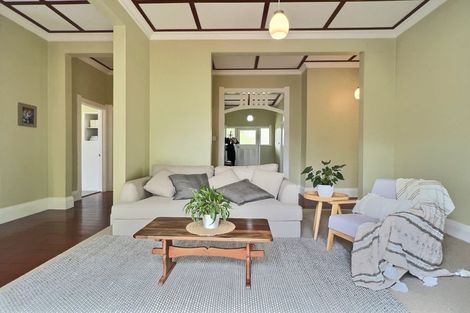 Photo of property in 14 Russell Street, Otane, 4202