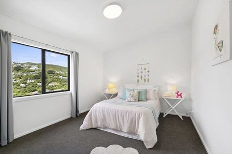 Photo of property in 29a Thurleigh Grove, Karori, Wellington, 6012