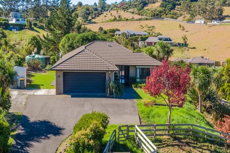 Photo of property in 797 Ponga Road, Opaheke, Papakura, 2584