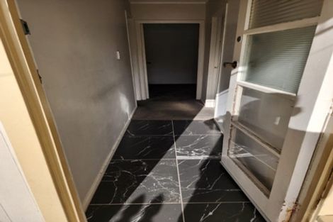 Photo of property in 1/198 Verbena Road, Birkdale, Auckland, 0626