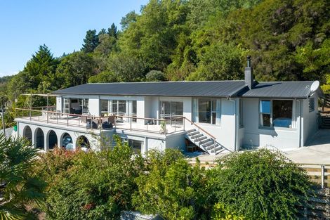 Photo of property in 25 Suffolk Street, Picton, 7220