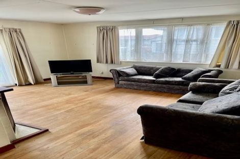 Photo of property in 97 Hillsborough Road, Hillsborough, Auckland, 1042