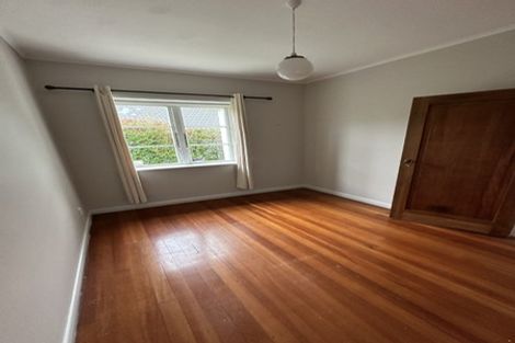 Photo of property in 46 Sunshine Avenue, Karori, Wellington, 6012