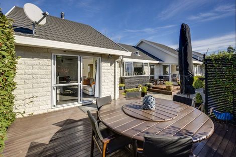 Photo of property in 8 Lennon Grove, Havelock North, 4130