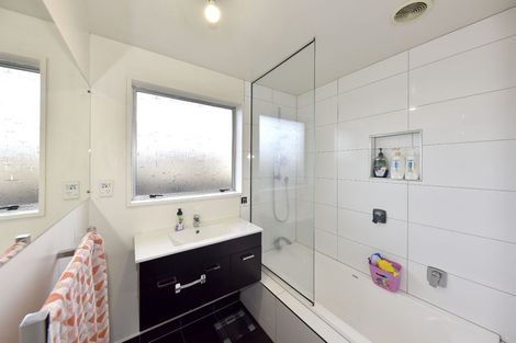 Photo of property in 55 Solomon Avenue, Redwood, Christchurch, 8051