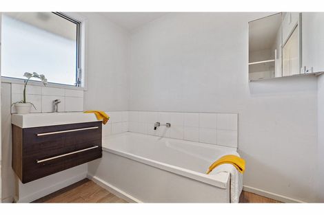 Photo of property in 6 Hartford Street, Burnside, Christchurch, 8053