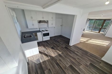 Photo of property in 195 Sievers Grove, Cannons Creek, Porirua, 5024