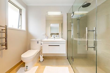 Photo of property in 3 Rohea Place, Opaheke, Papakura, 2113