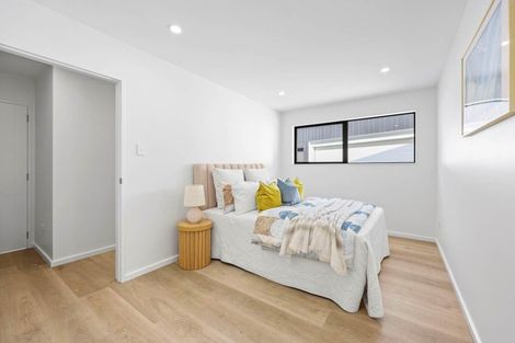 Photo of property in 40a Powrie Street, Glenfield, Auckland, 0629