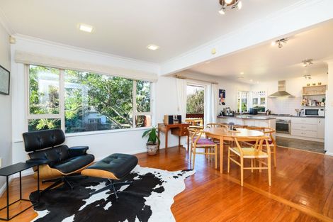 Photo of property in 39 Lincoln Terrace, Hokowhitu, Palmerston North, 4410