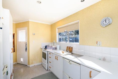 Photo of property in 8 Spilman Place, Awapuni, Palmerston North, 4412