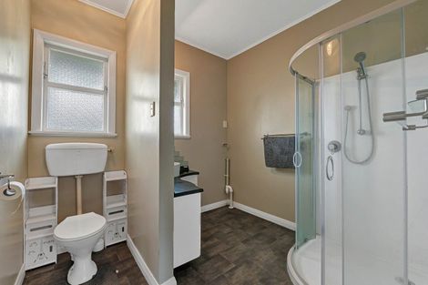 Photo of property in 68 Conway Road, Eltham, 4322