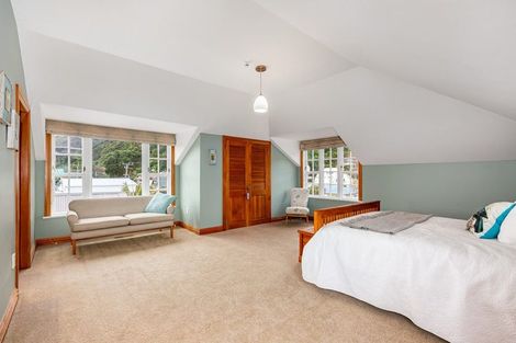 Photo of property in 396 Muritai Road, Eastbourne, Lower Hutt, 5013