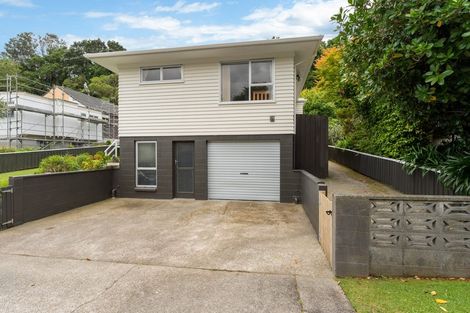 Photo of property in 21 Ambury Place, Merrilands, New Plymouth, 4312