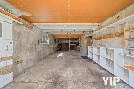 Photo of property in 17 Hollies Crescent, Johnsonville, Wellington, 6037