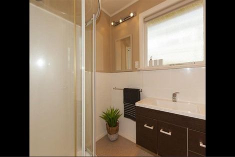 Photo of property in 48 Raumati Road, Raumati Beach, Paraparaumu, 5032