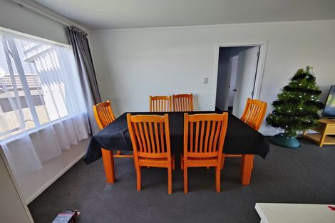 Photo of property in 2/23 Porchester Road, Papakura, 2110