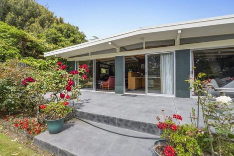 Photo of property in 12 Totara Terrace, Inglewood, 4330