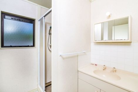 Photo of property in 2/77 Te Hatepe Avenue, Taupo, 3330