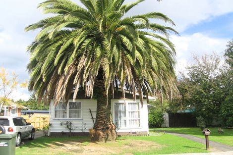 Photo of property in 2 Snell Grove, Clouston Park, Upper Hutt, 5018