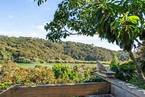 Photo of property in 79 Yorke Road, Haruru, 0204