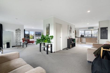 Photo of property in 4 Verbena Glen, Mount Maunganui, 3116