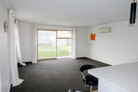 Photo of property in 16 Mcmullan Place, Oamaru North, Oamaru, 9400