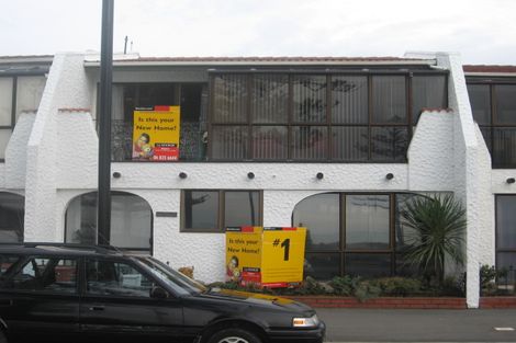 Photo of property in 463 Marine Parade, Napier South, Napier, 4110