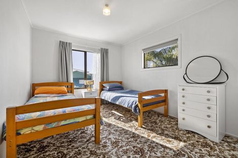 Photo of property in 6 Uenuku Avenue, Raglan, 3225