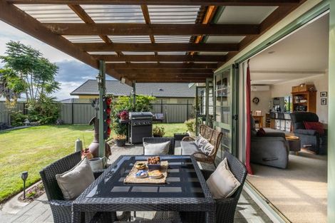 Photo of property in 10 Rosehill Way, Taradale, Napier, 4112