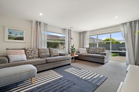 Photo of property in 2 Ambrosia Lane, Aidanfield, Christchurch, 8025