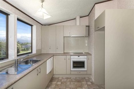 Photo of property in 15a Cooneys Drive, Matua, Tauranga, 3110