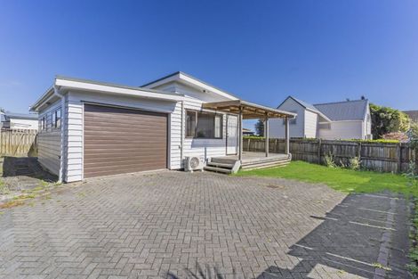 Photo of property in 135 Pigeon Mountain Road, Half Moon Bay, Auckland, 2012