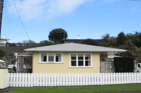 Photo of property in 84 Bayly Road, Blagdon, New Plymouth, 4310