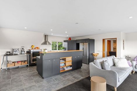 Photo of property in 18 Marram Way, Peka Peka, Waikanae, 5391