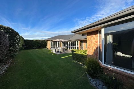 Photo of property in 17 Burbank Drive, Aidanfield, Christchurch, 8025