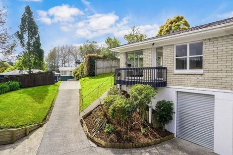 Photo of property in 1/6 Segedin Place, Glenfield, Auckland, 0629