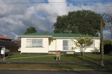 Photo of property in 4 Minifie Avenue, Melville, Hamilton, 3206