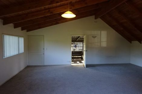 Photo of property in 956 Beach Road, Torbay, Auckland, 0630