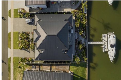 Photo of property in 13 Awatea Drive, Whitianga, 3510