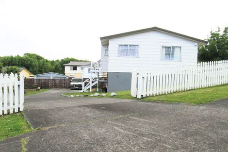 Photo of property in 1 Malaspina Place, Papatoetoe, Auckland, 2025