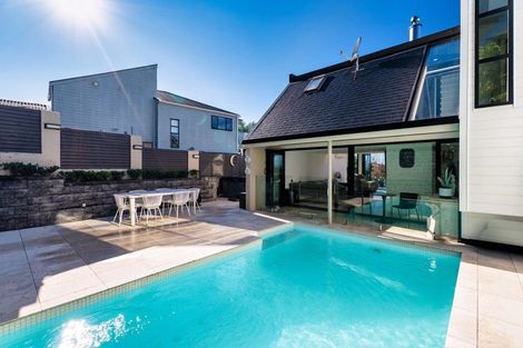 Photo of property in 7 Harper Street, Chatswood, Auckland, 0626