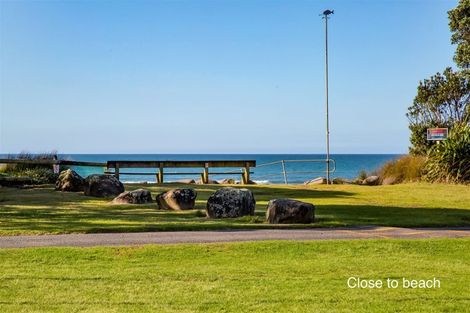 Photo of property in 59 Fifth Avenue, Urenui, 4377