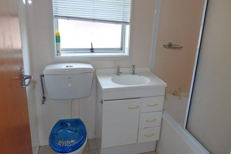 Photo of property in 2/37 York Road, Papatoetoe, Auckland, 2104