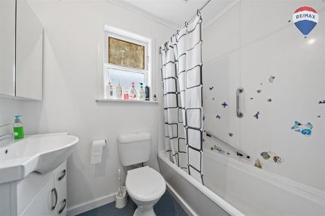 Photo of property in 37 Wilkie Crescent, Naenae, Lower Hutt, 5011