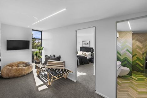 Photo of property in 9 Walnut Avenue, Strowan, Christchurch, 8052